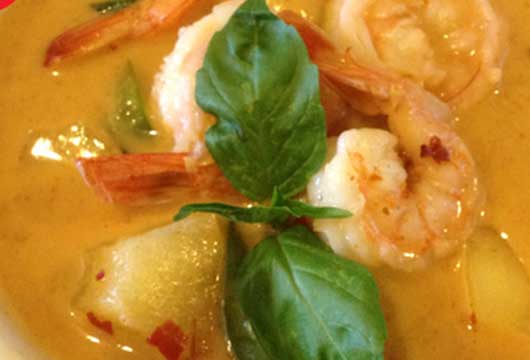 S Thai food Restaurant Temecula CA best thai food C6 Pineapple Shrimp Curry